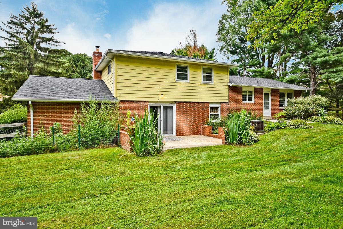 BEAVERBROOK - Residential