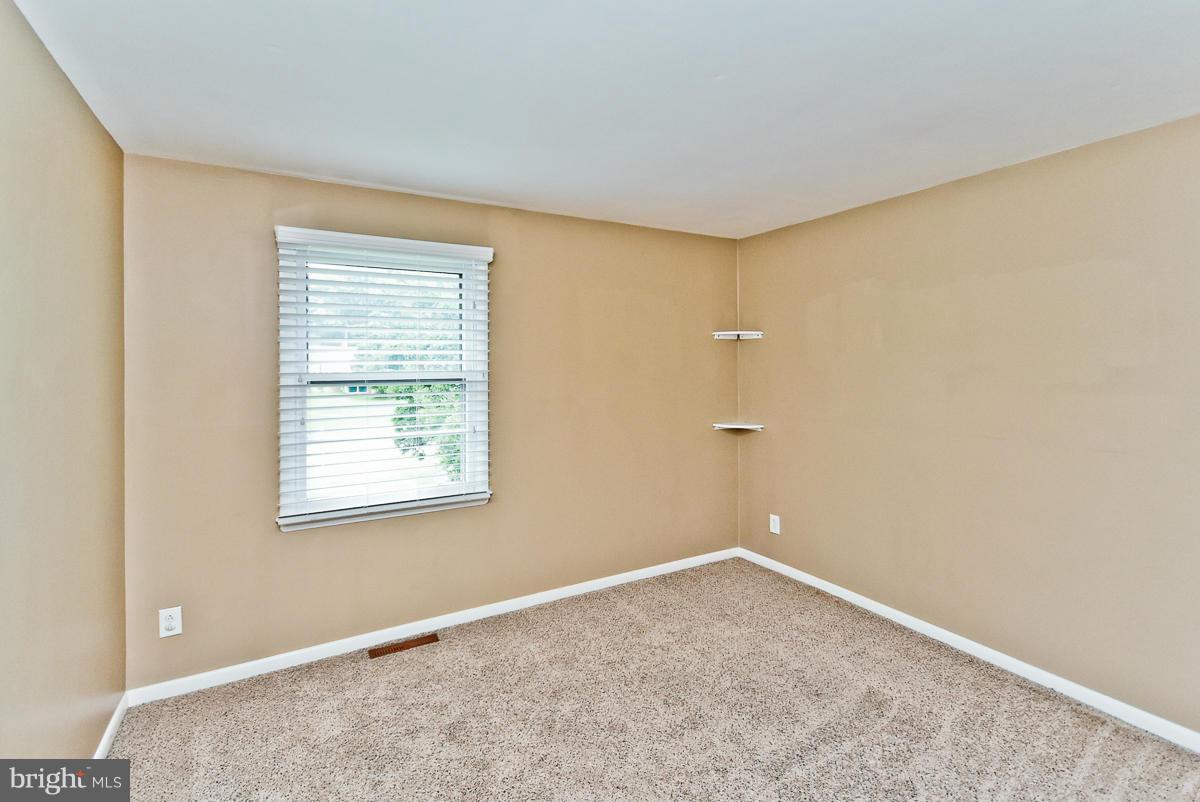 BEAVERBROOK - Residential