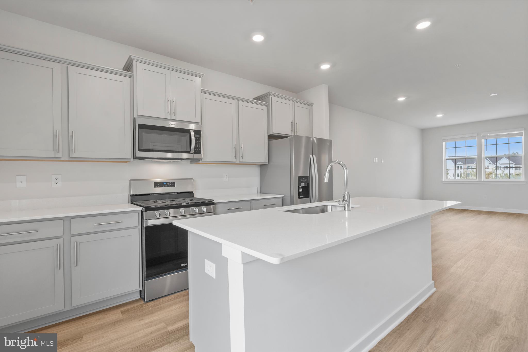 SPRING HILLS - Residential Lease