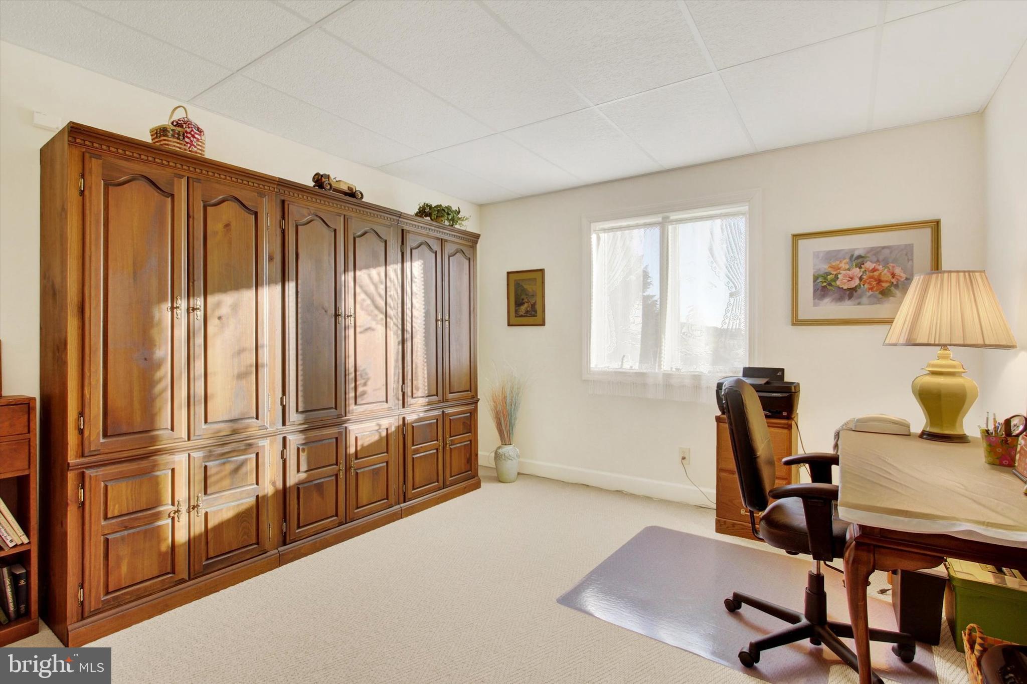 PENN NATIONAL GOLF COURSE COMMUNITY - Residential