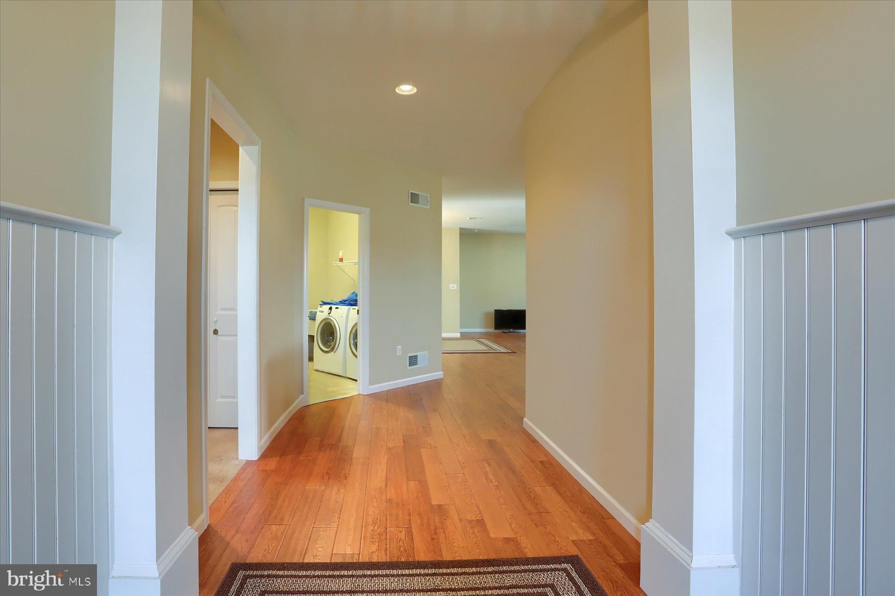 1033 NORTHGATE DRIVE
