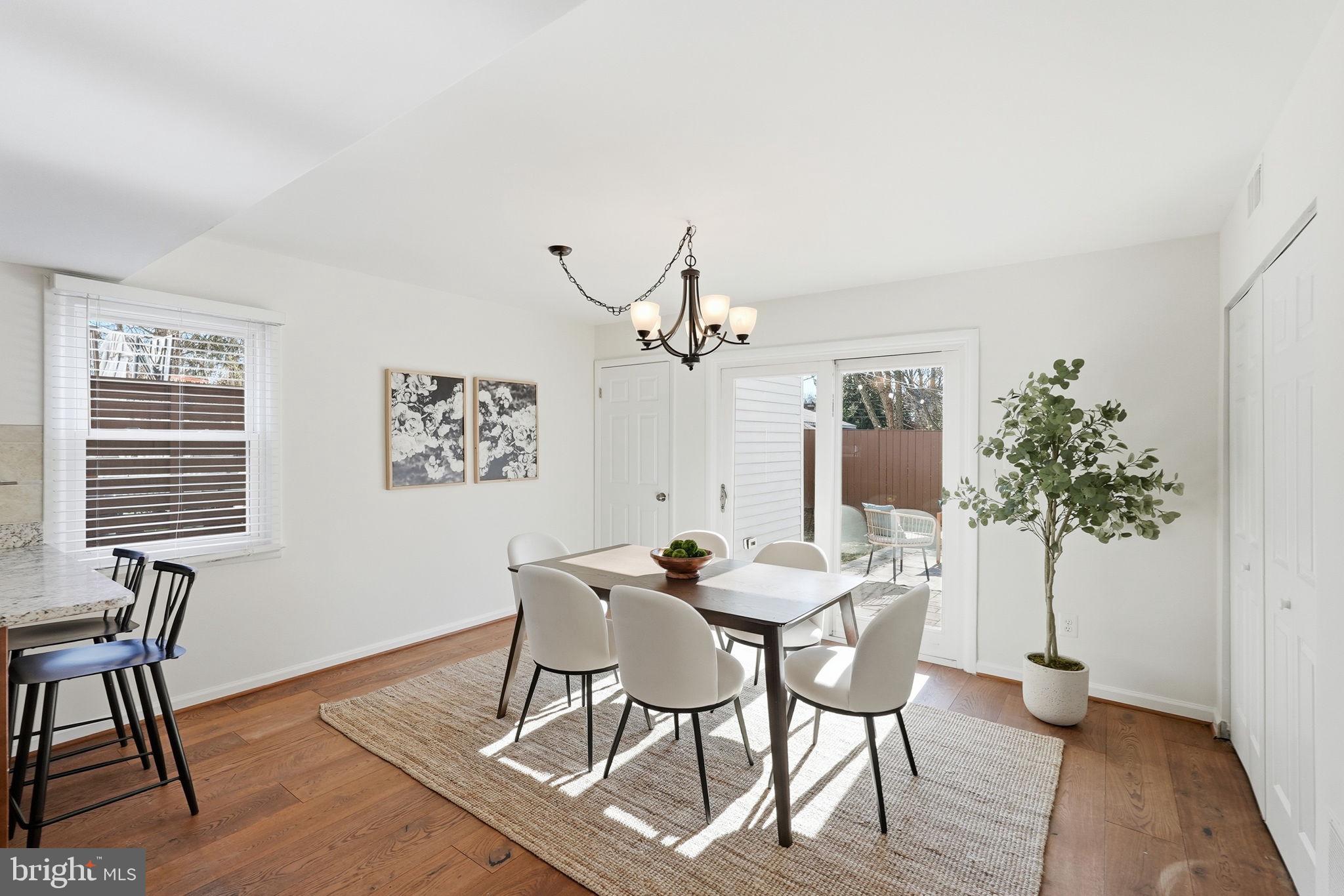 DEL RAY - Residential