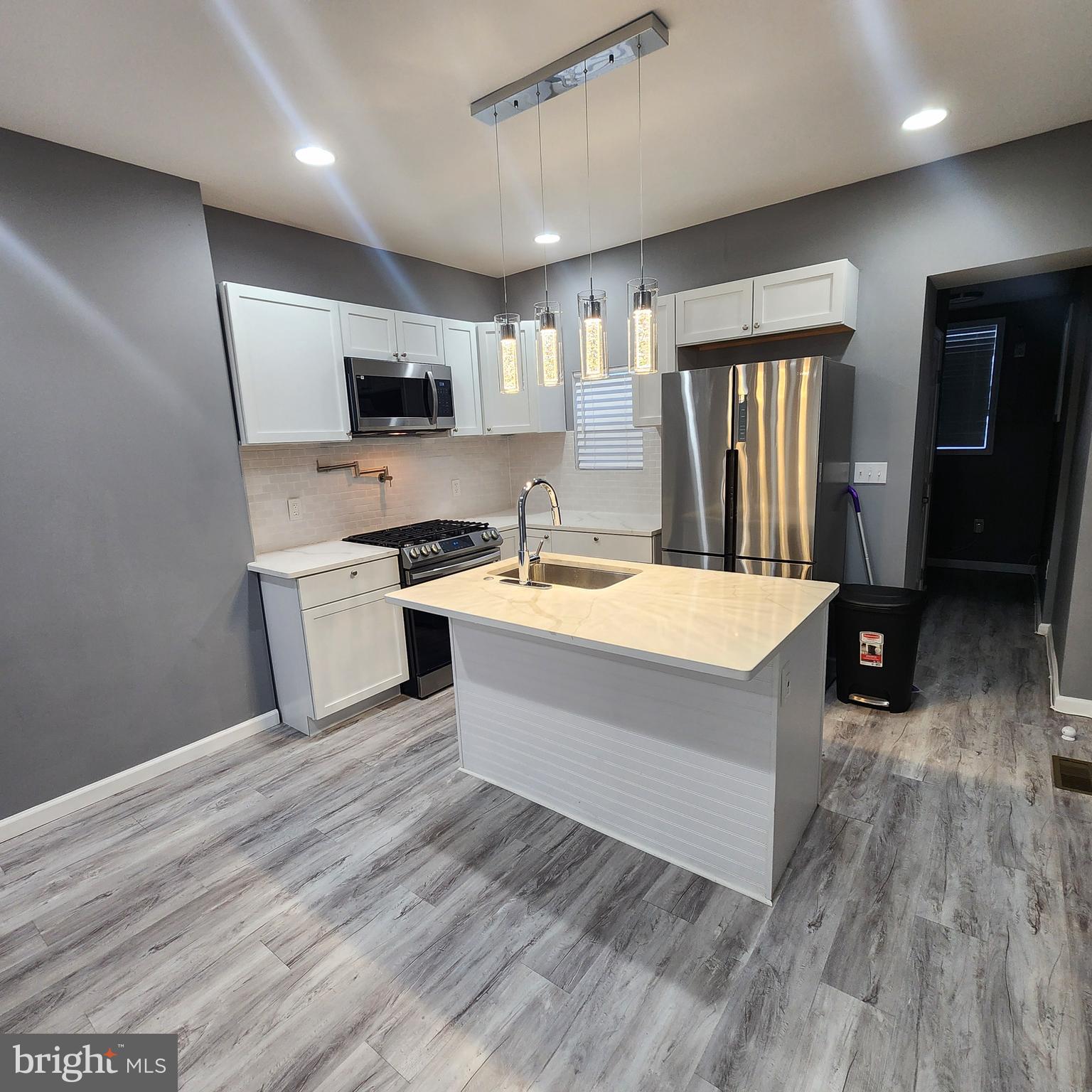 CLIFTON PARK - Residential