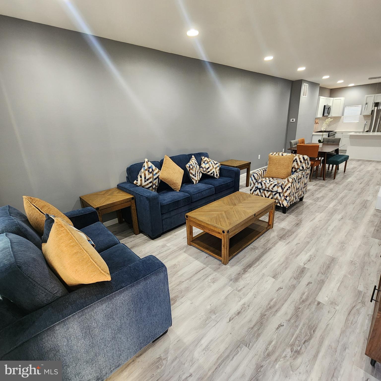 CLIFTON PARK - Residential