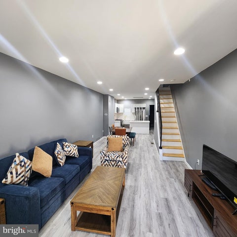 Townhouse For Sale - 1926 E 28th Street<br/> BALTIMORE, MD 21218