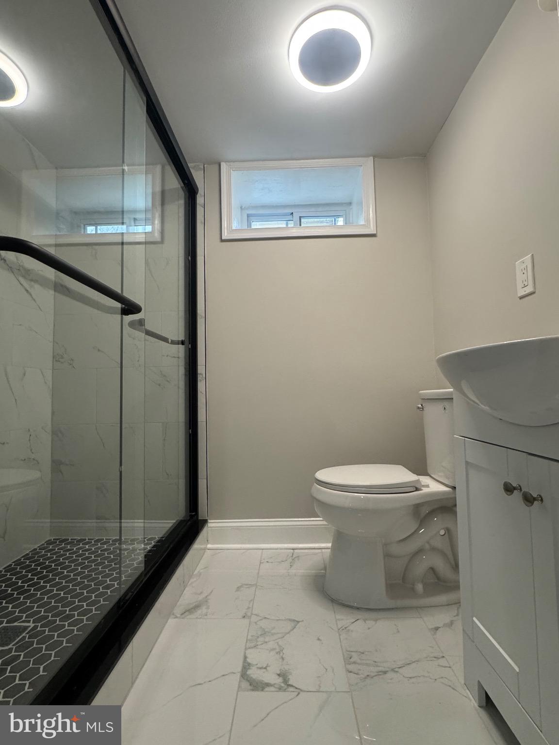 ROSLYN - Residential