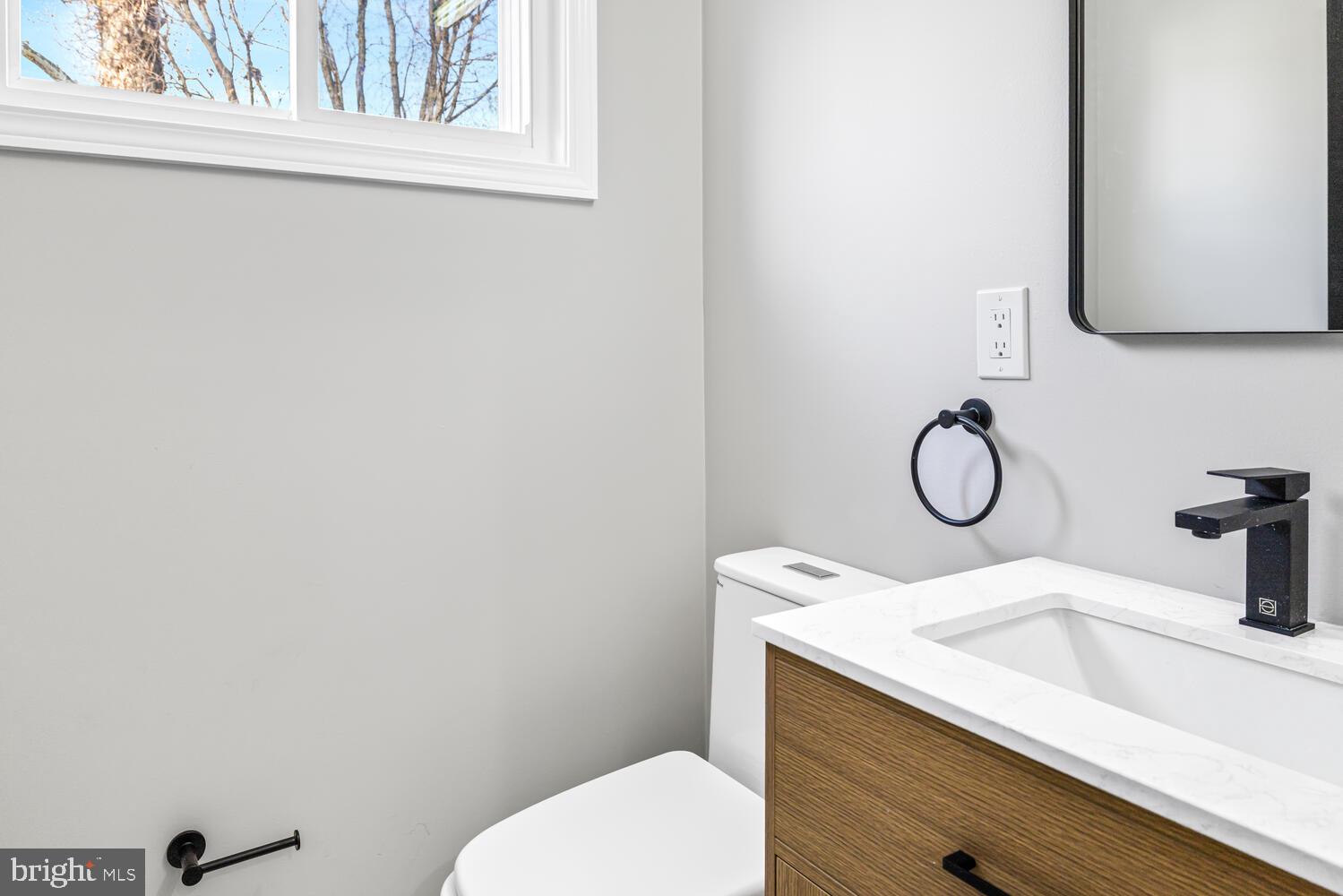 ROSLYN - Residential