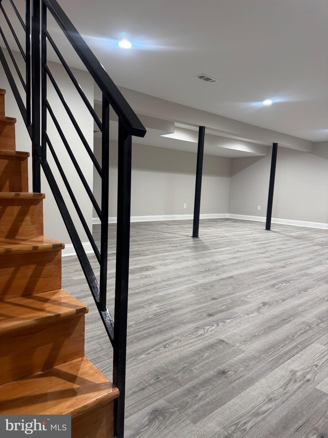 ROSLYN - Residential