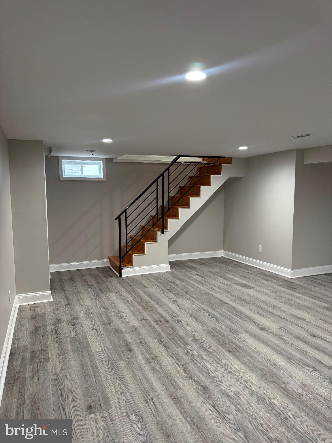 ROSLYN - Residential