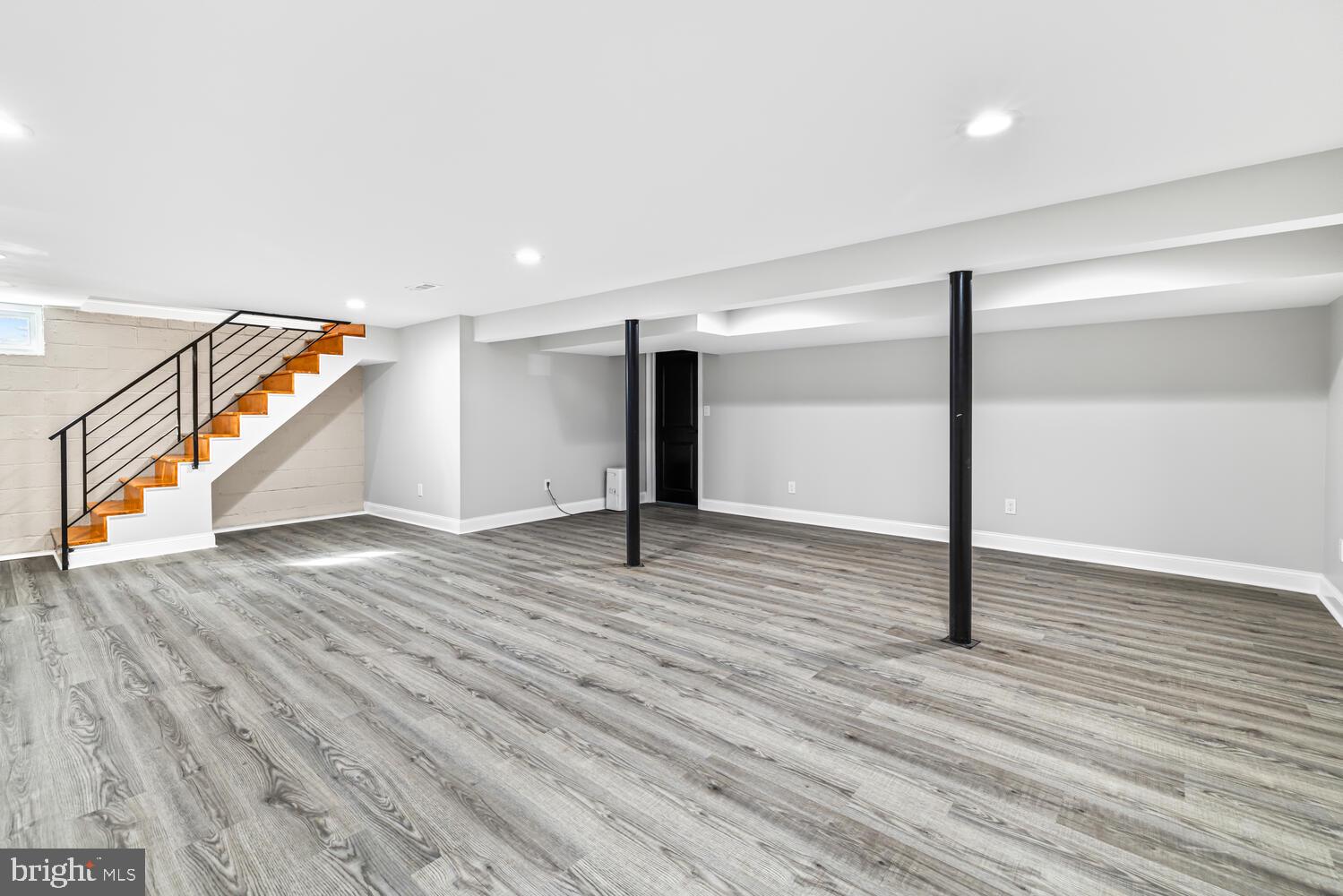 ROSLYN - Residential