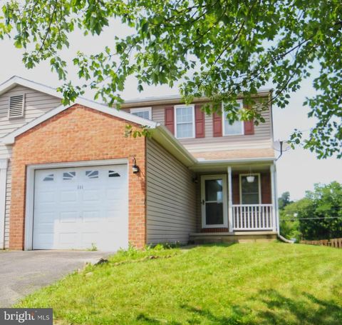 Townhouse For Sale - 111 Lighthouse Dr L-0056 Drive<br/> Lebanon County, JONESTOWN, PA 17038