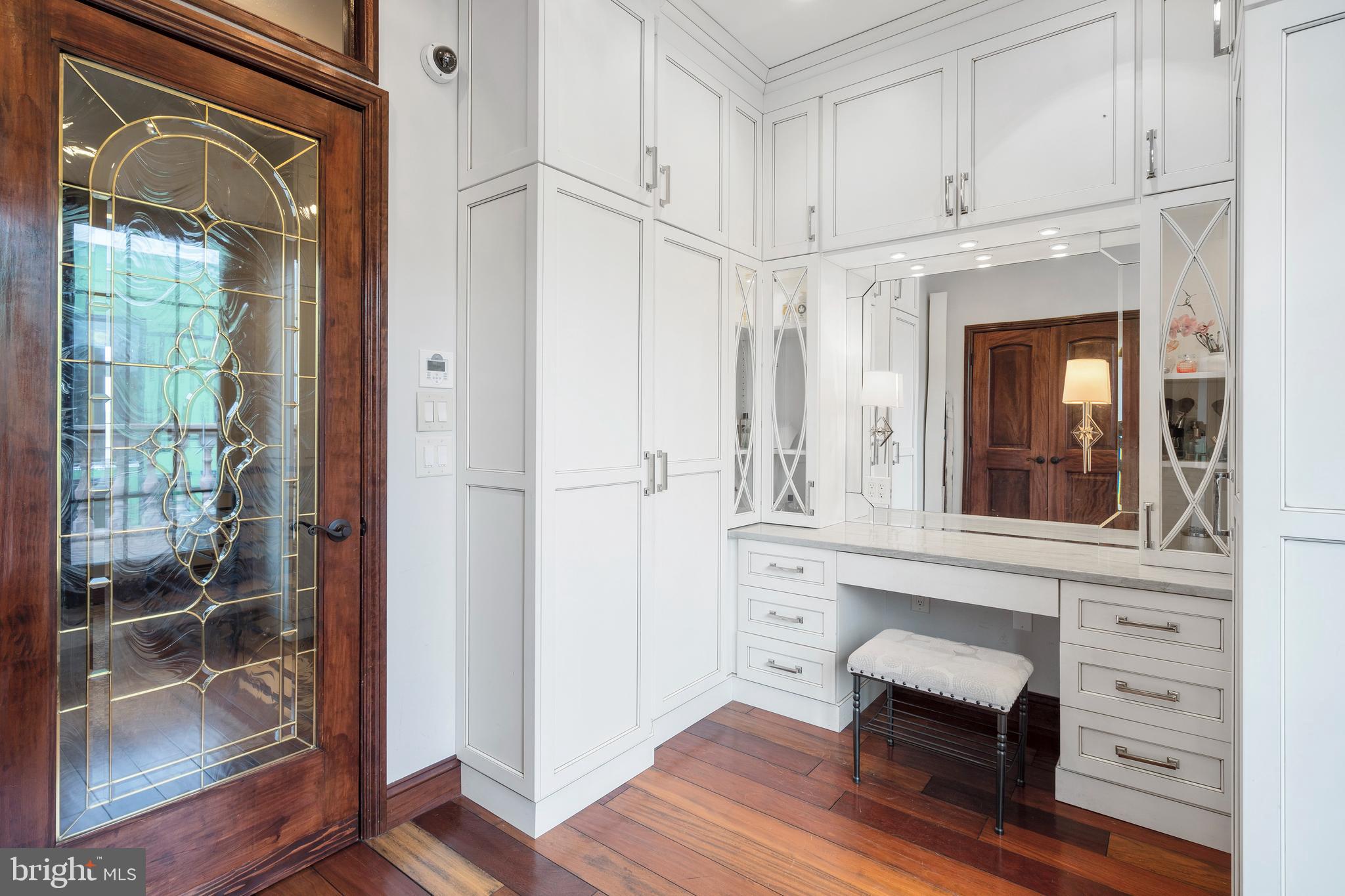 GRADUATE HOSPITAL - Residential