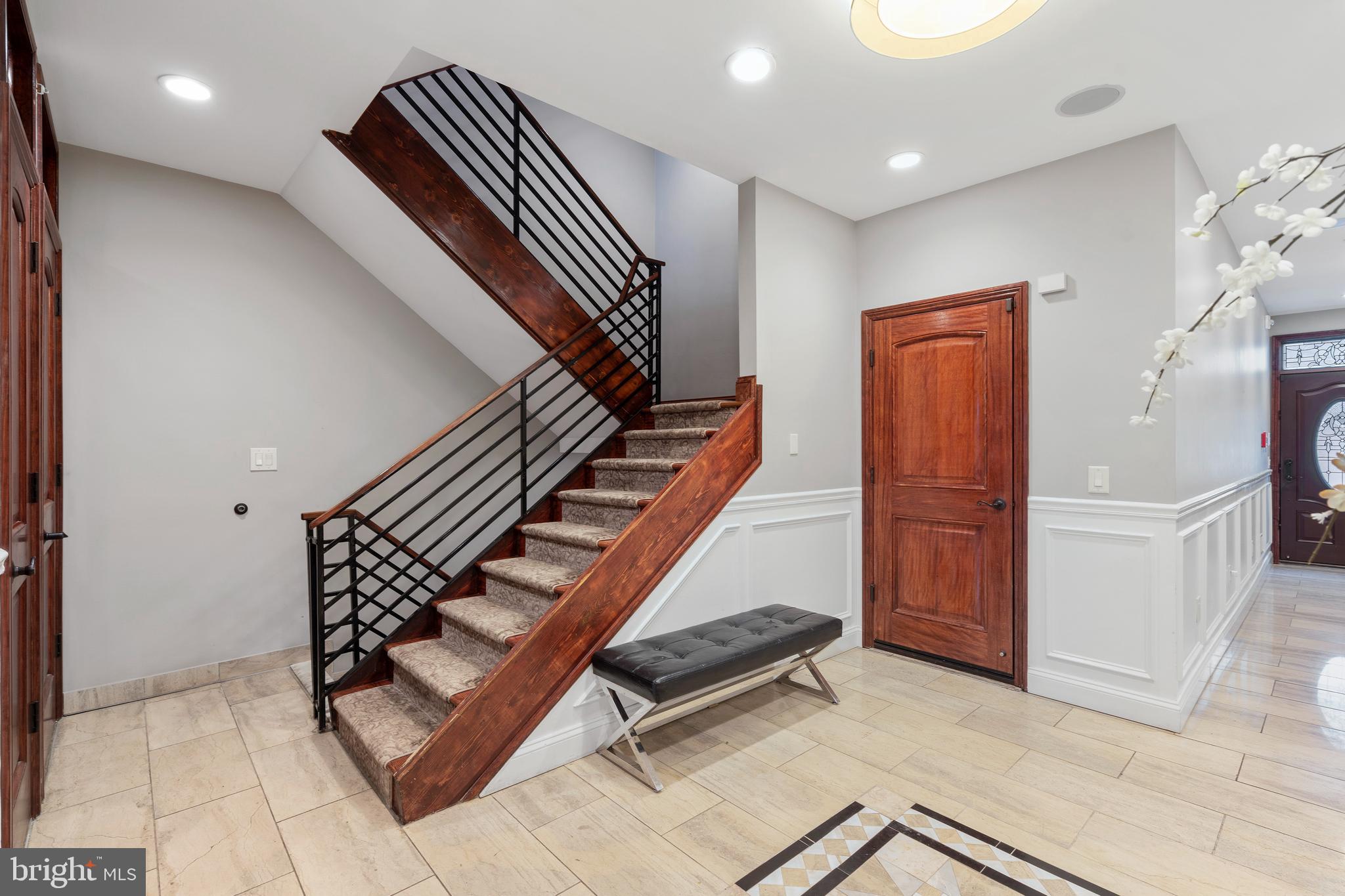 GRADUATE HOSPITAL - Residential