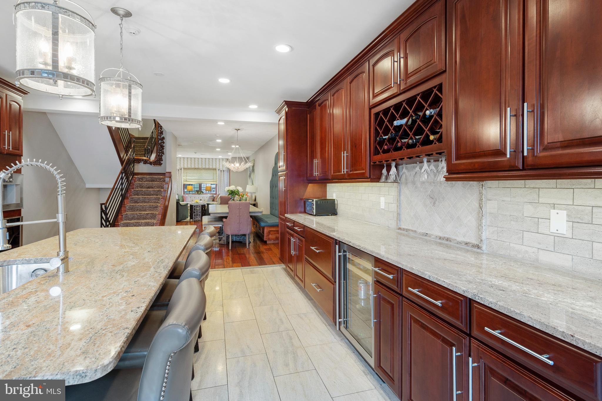 GRADUATE HOSPITAL - Residential