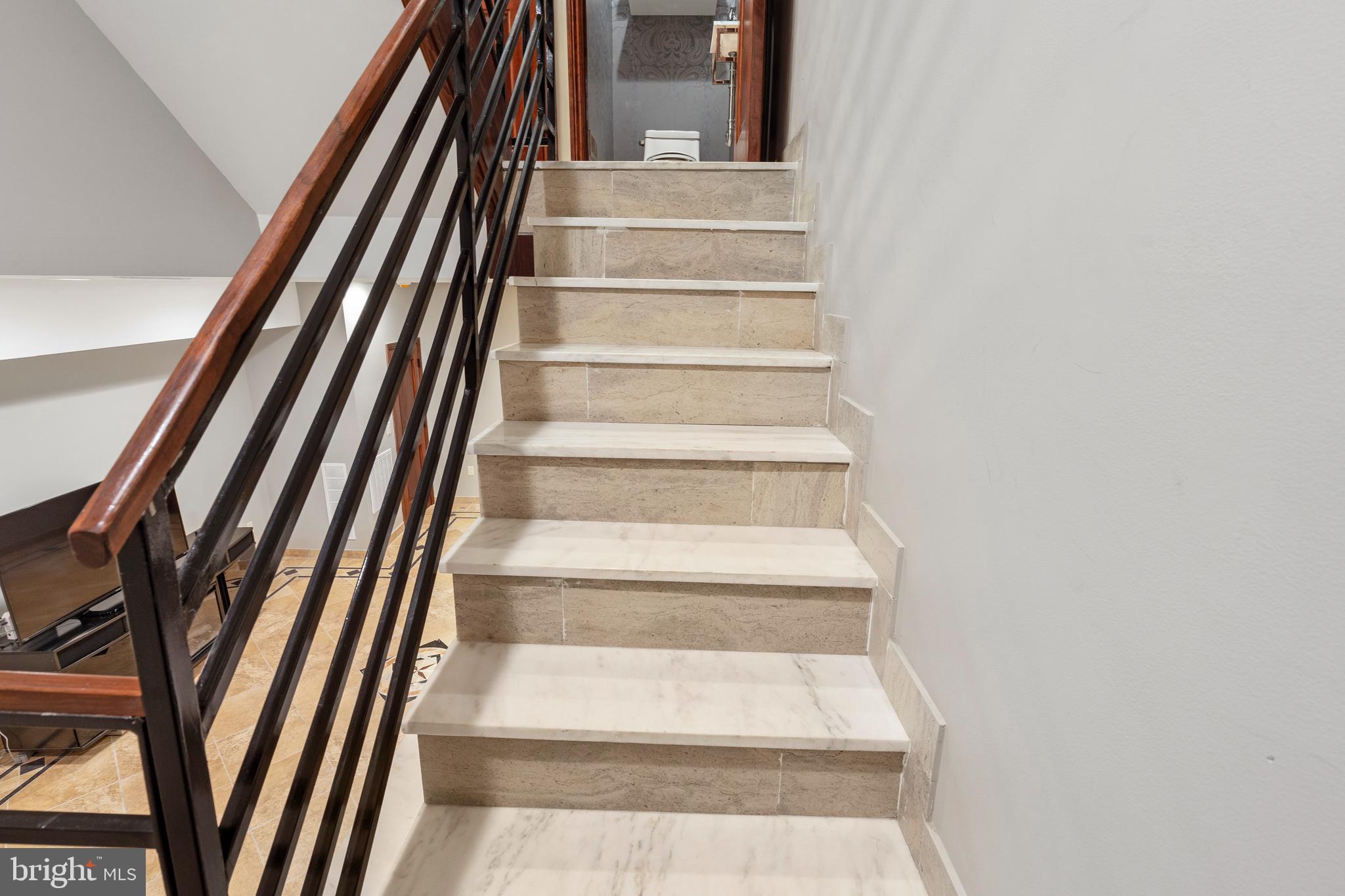 GRADUATE HOSPITAL - Residential