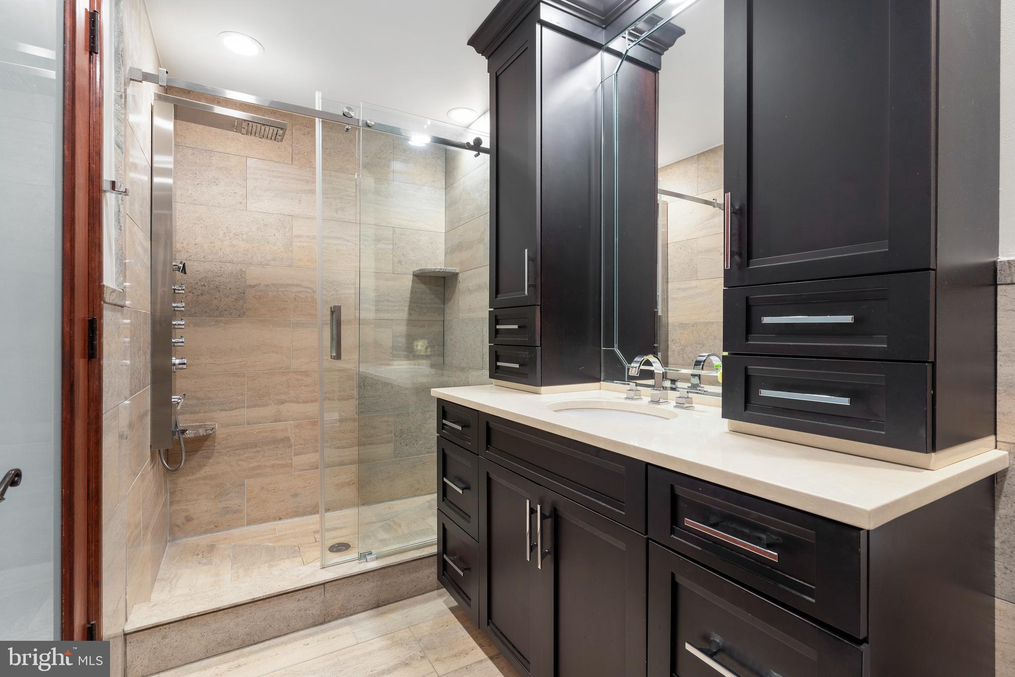 GRADUATE HOSPITAL - Residential