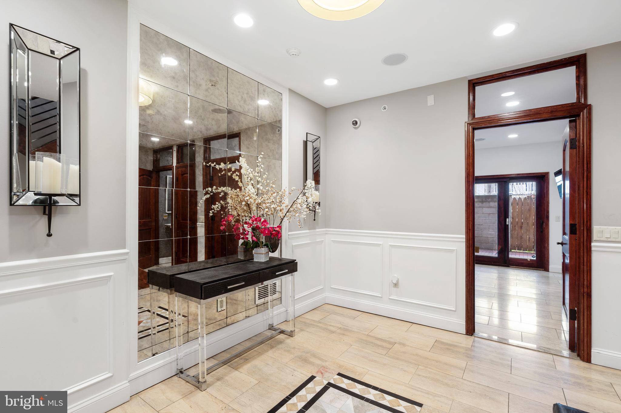 GRADUATE HOSPITAL - Residential