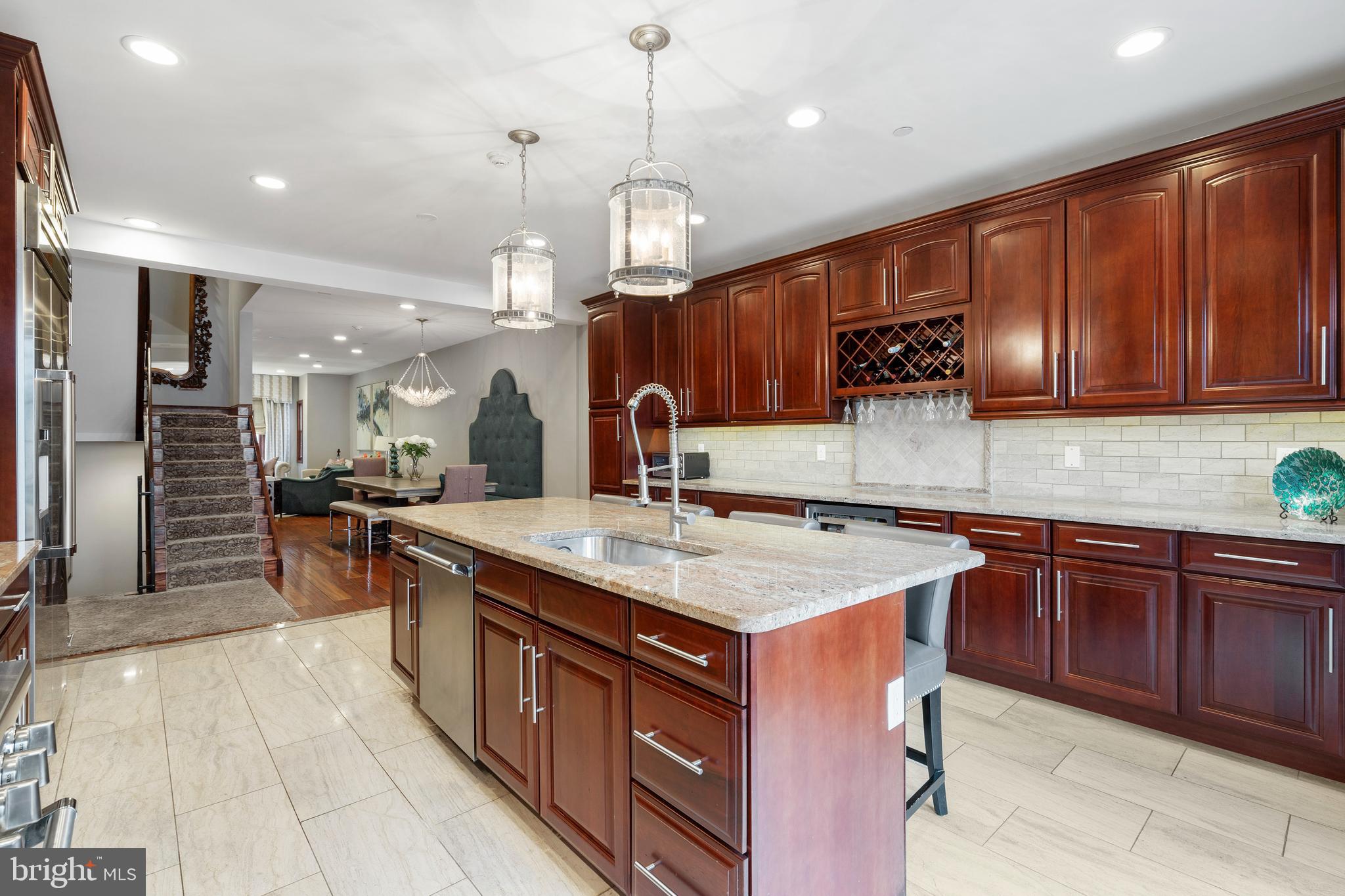 GRADUATE HOSPITAL - Residential