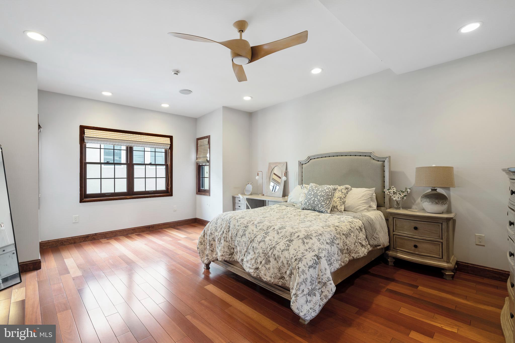 GRADUATE HOSPITAL - Residential