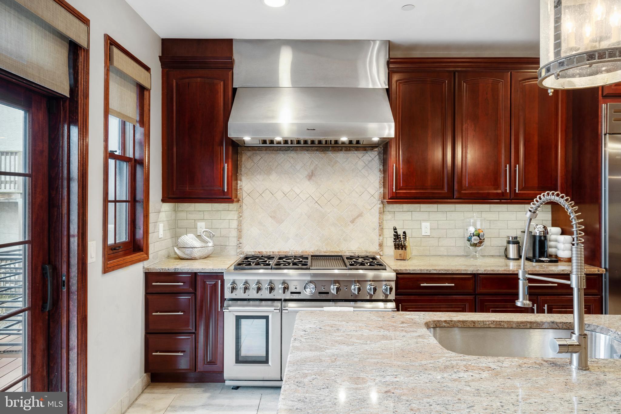 GRADUATE HOSPITAL - Residential