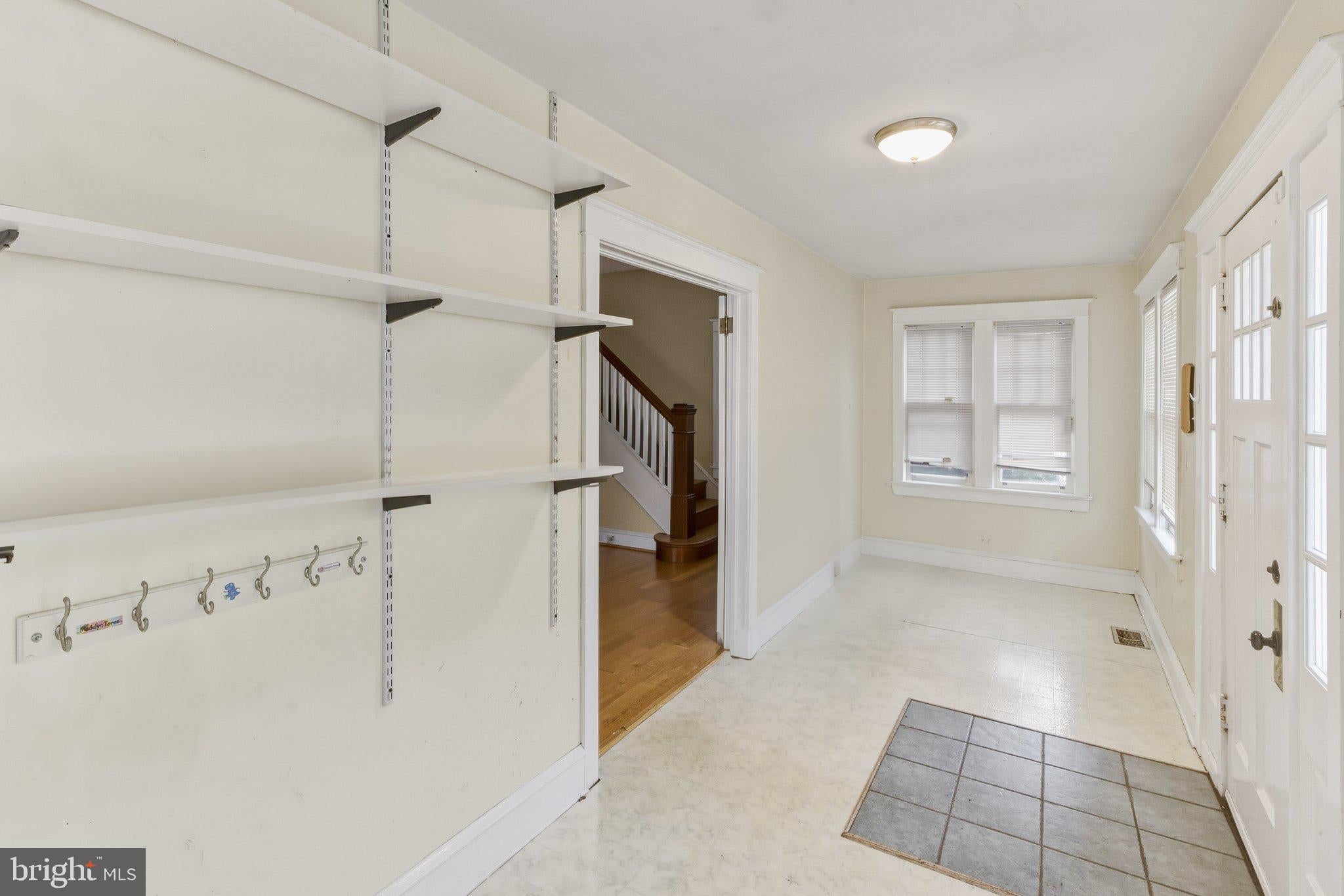 149 W BARBER AVENUE