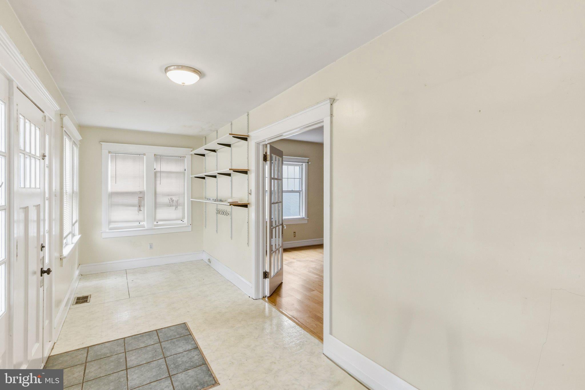 149 W BARBER AVENUE