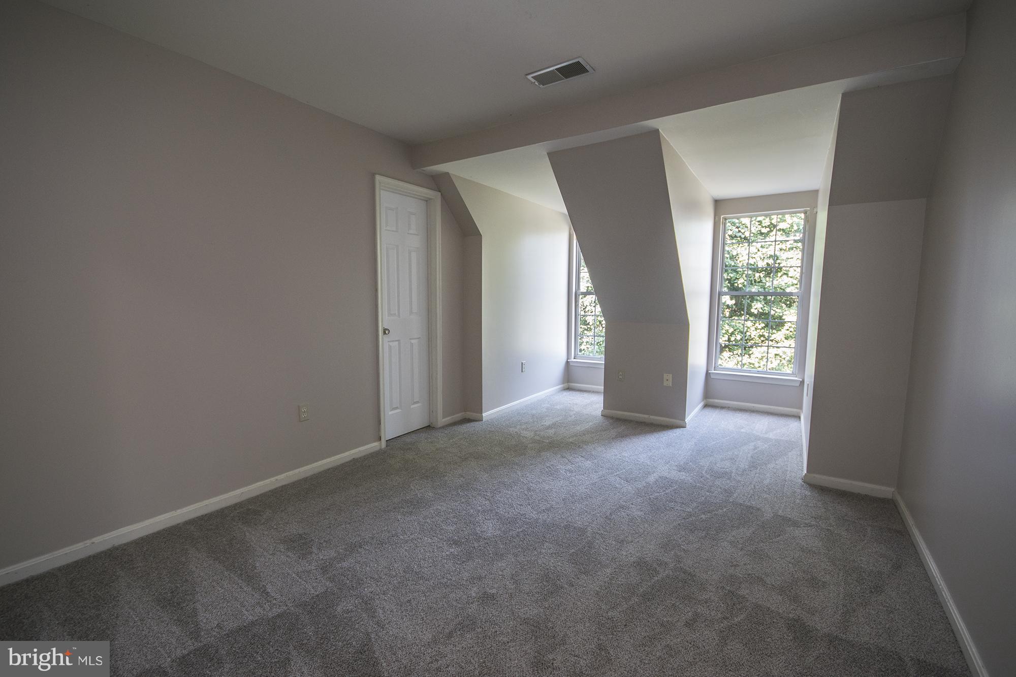 WOODMONT - Residential