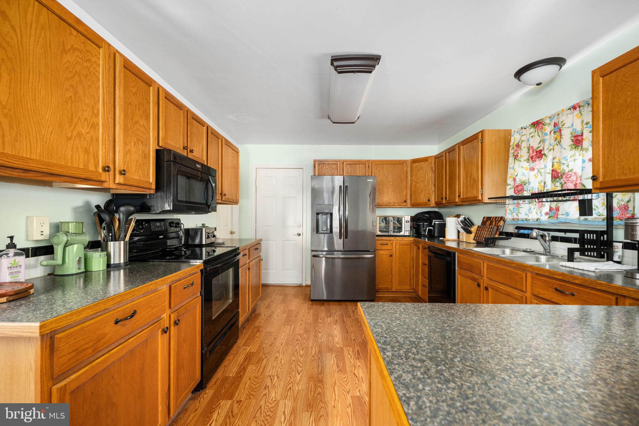 LAKE OF THE WOODS - Residential