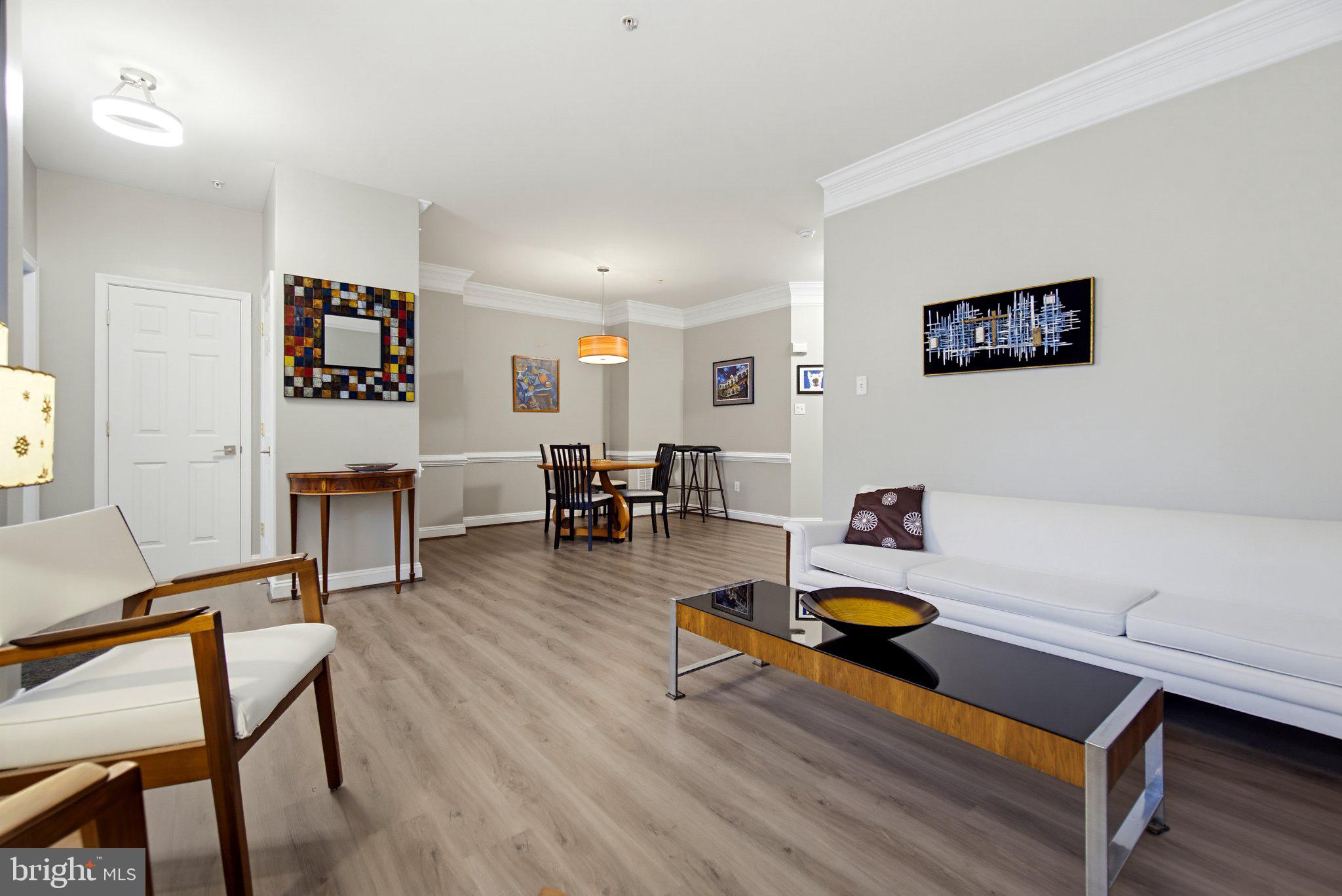 855 THICKET COURT