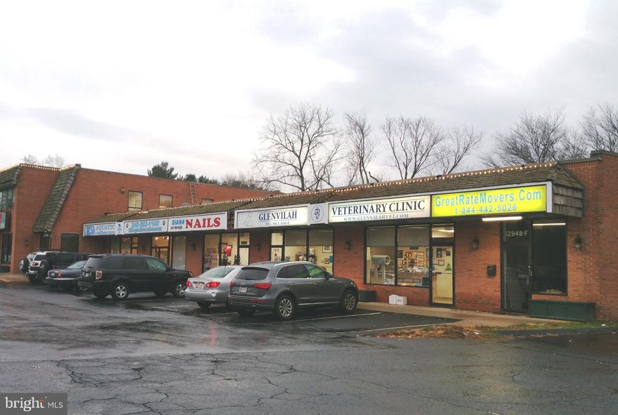 Great opportunity to own multi unit building. Building and lot only for sale. Established space fully rented with 5 units in the heart of Potomac Oak Center. Mixed leases. Purchase building ownership and reap the rewards.