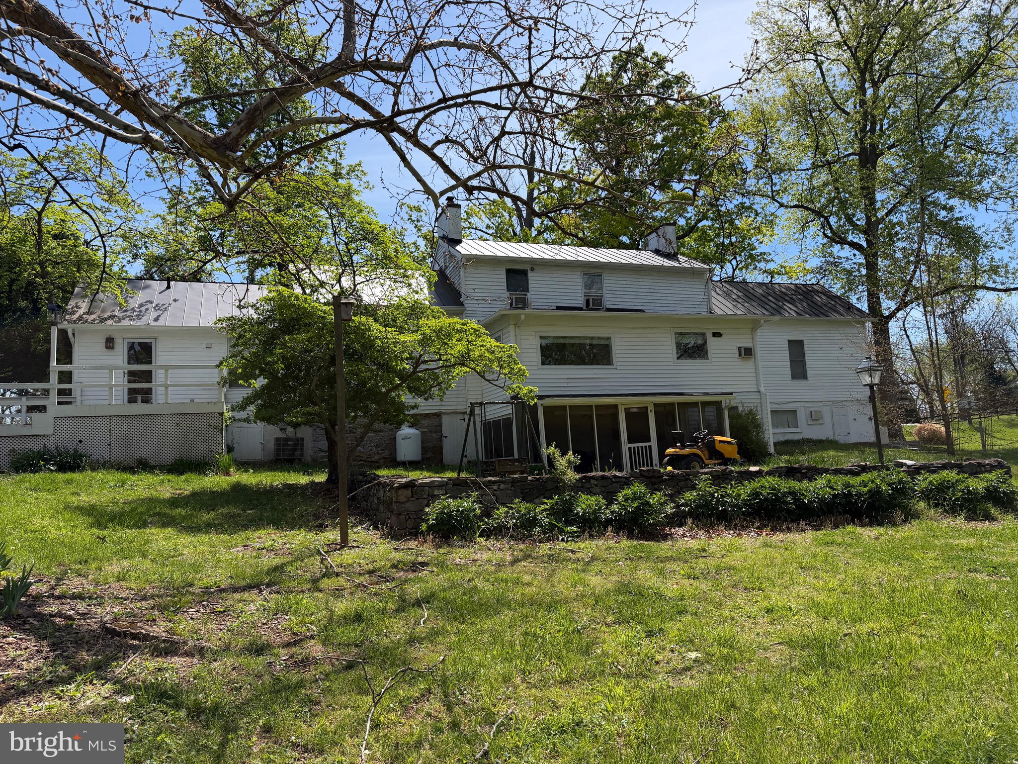1105 BISHOP MEADE ROAD