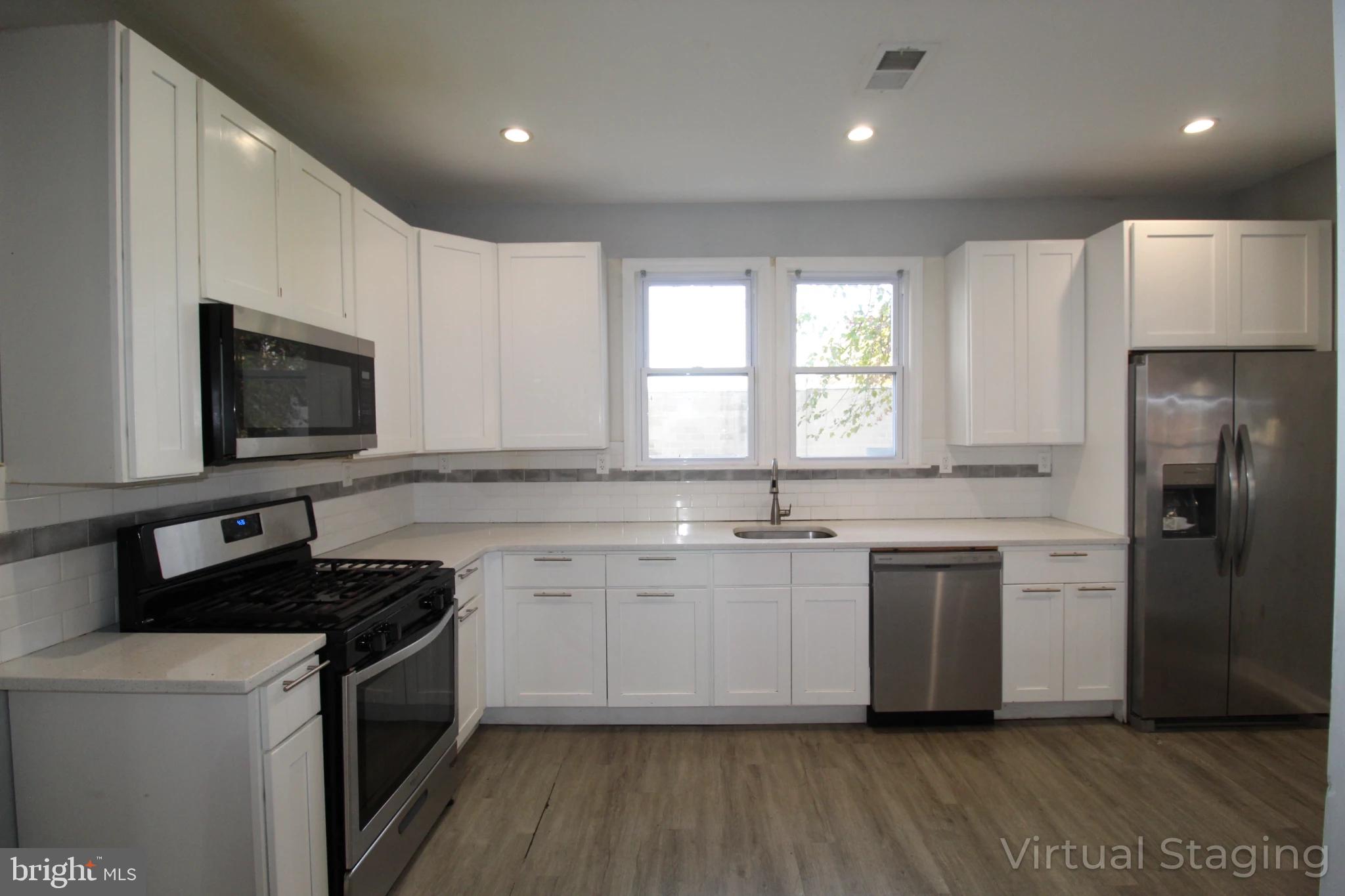 421 BRIDGEBORO STREET