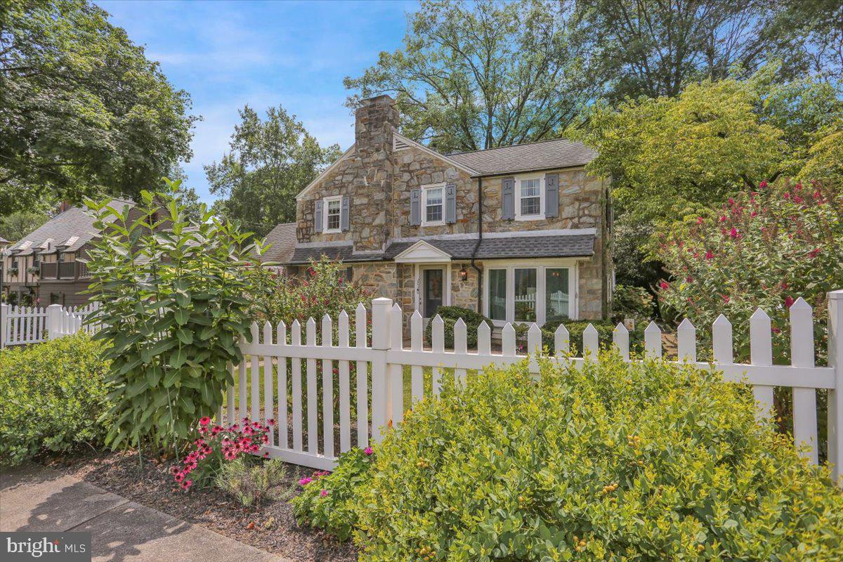 202 HIGH STREET