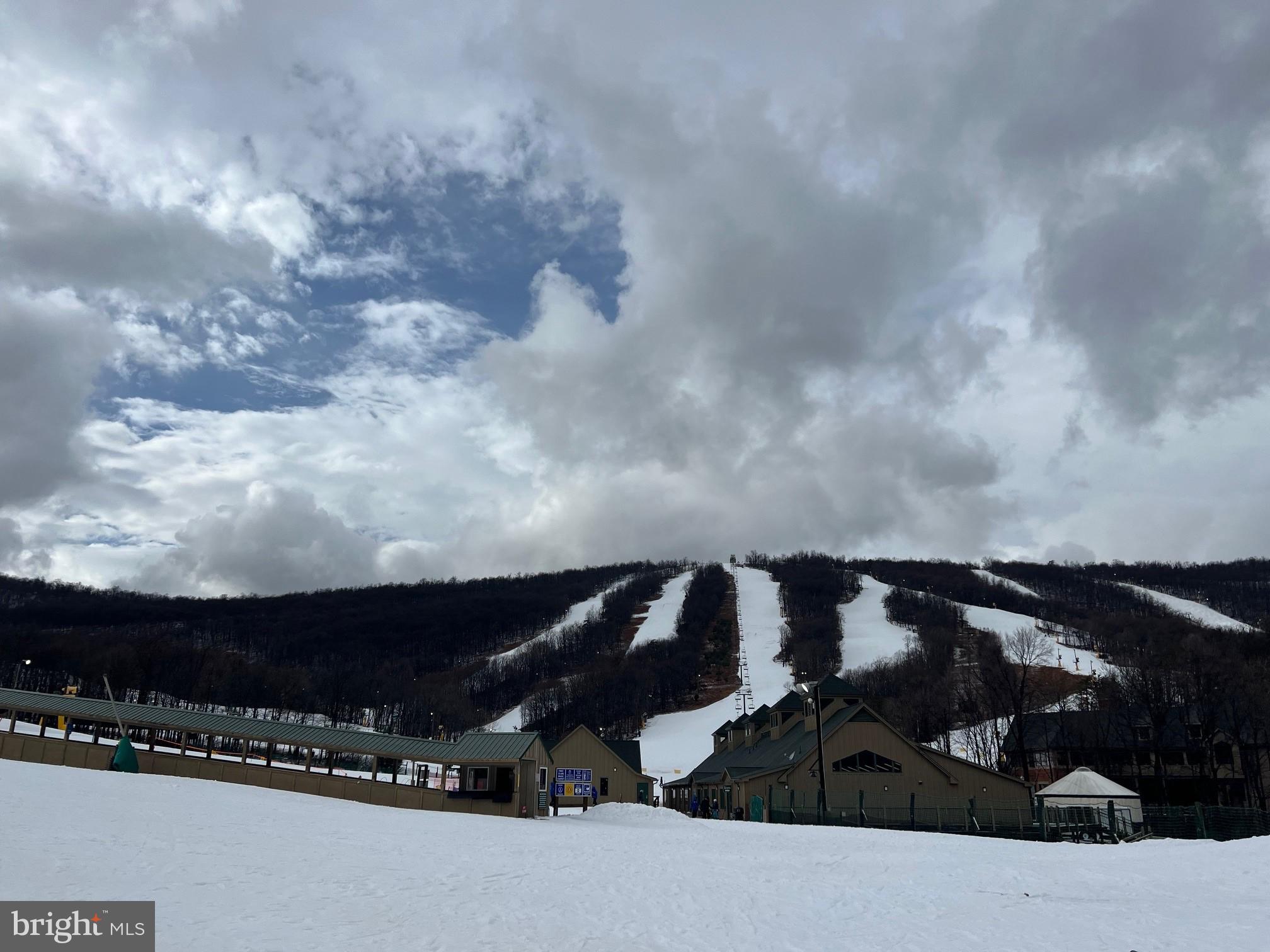 WHITETAIL RESORT COMMUNITY - Residential