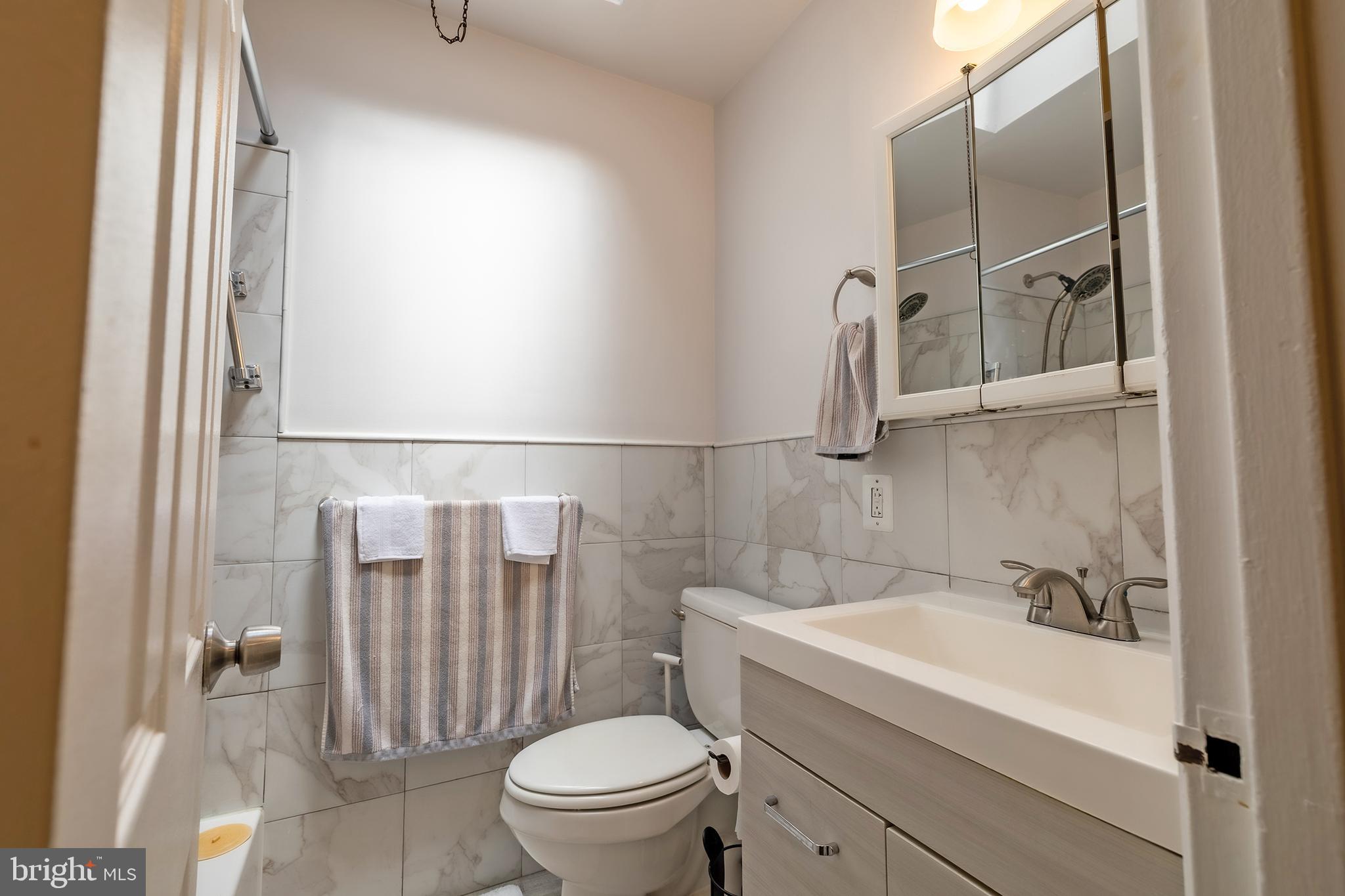 FERN ROCK - Residential