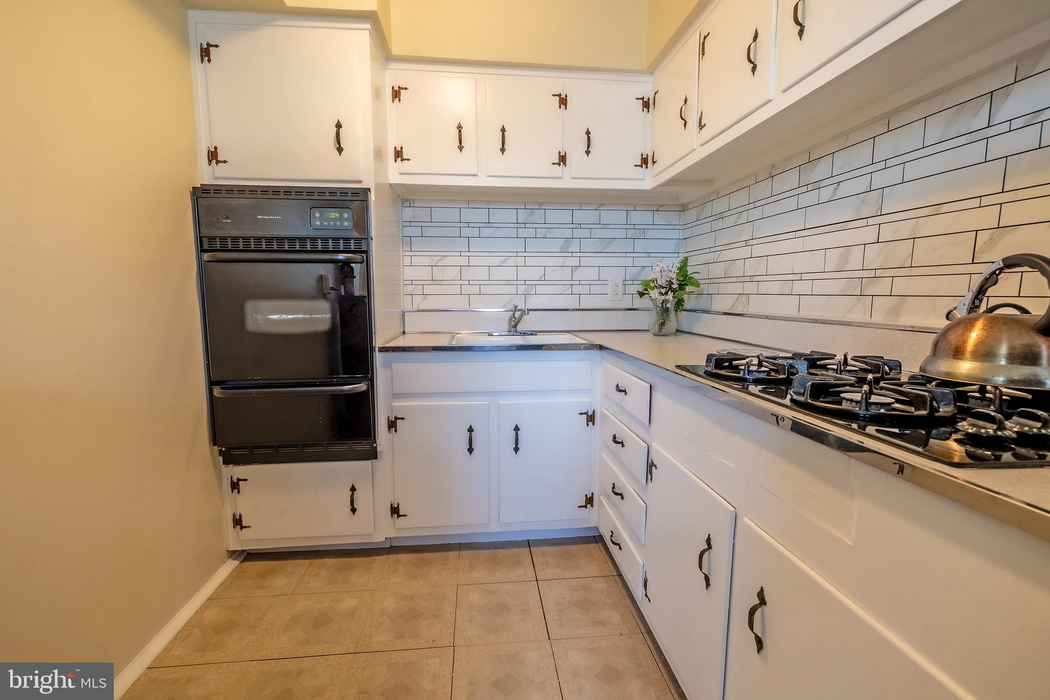 FERN ROCK - Residential