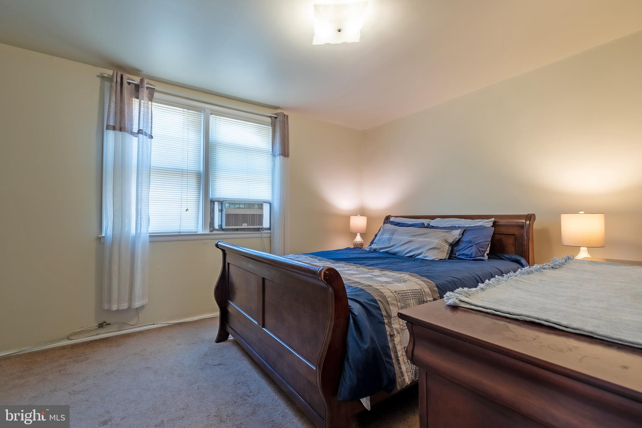 FERN ROCK - Residential