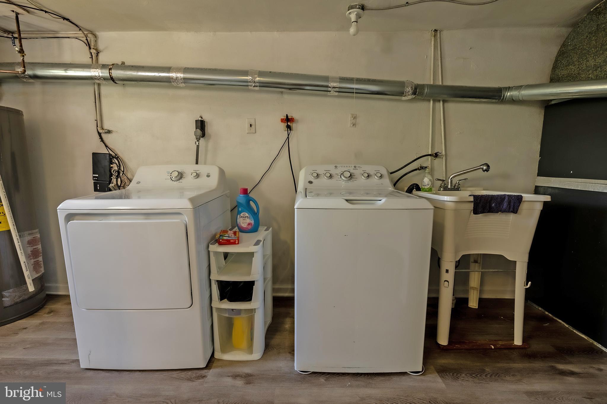 FERN ROCK - Residential