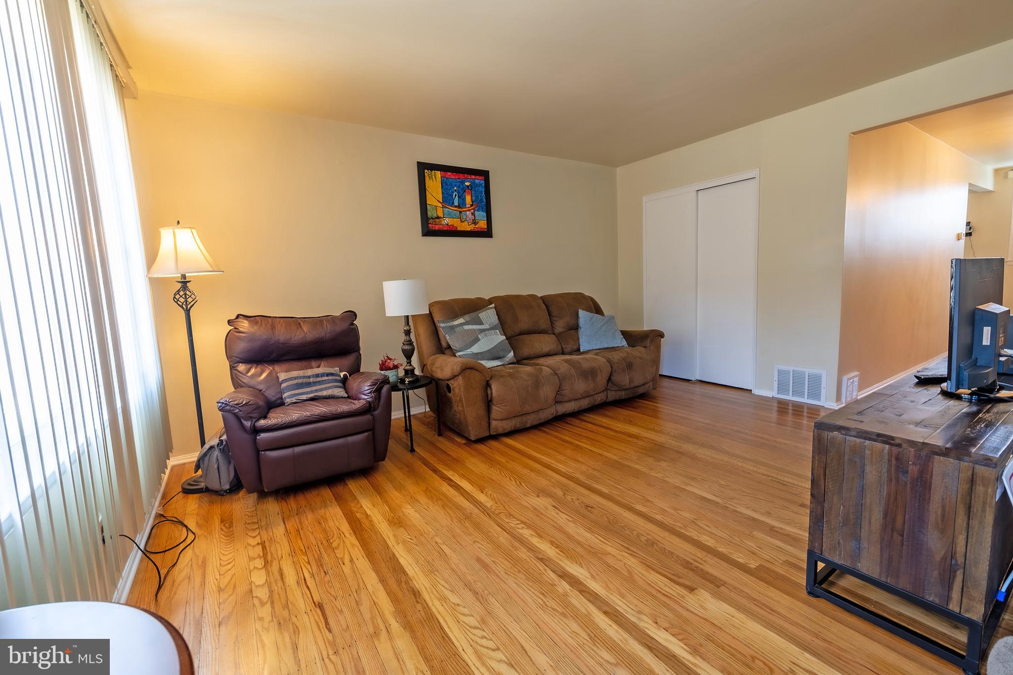 FERN ROCK - Residential