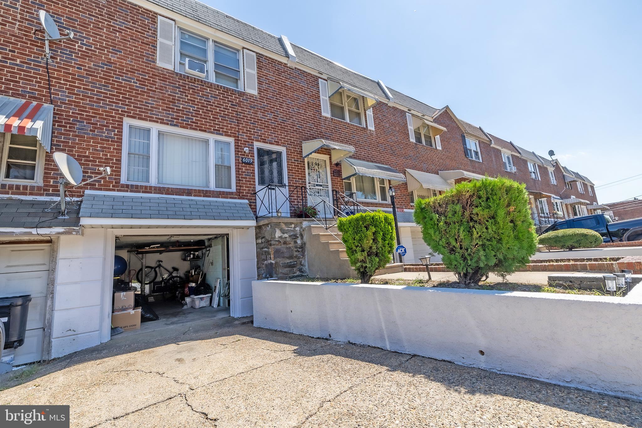 FERN ROCK - Residential