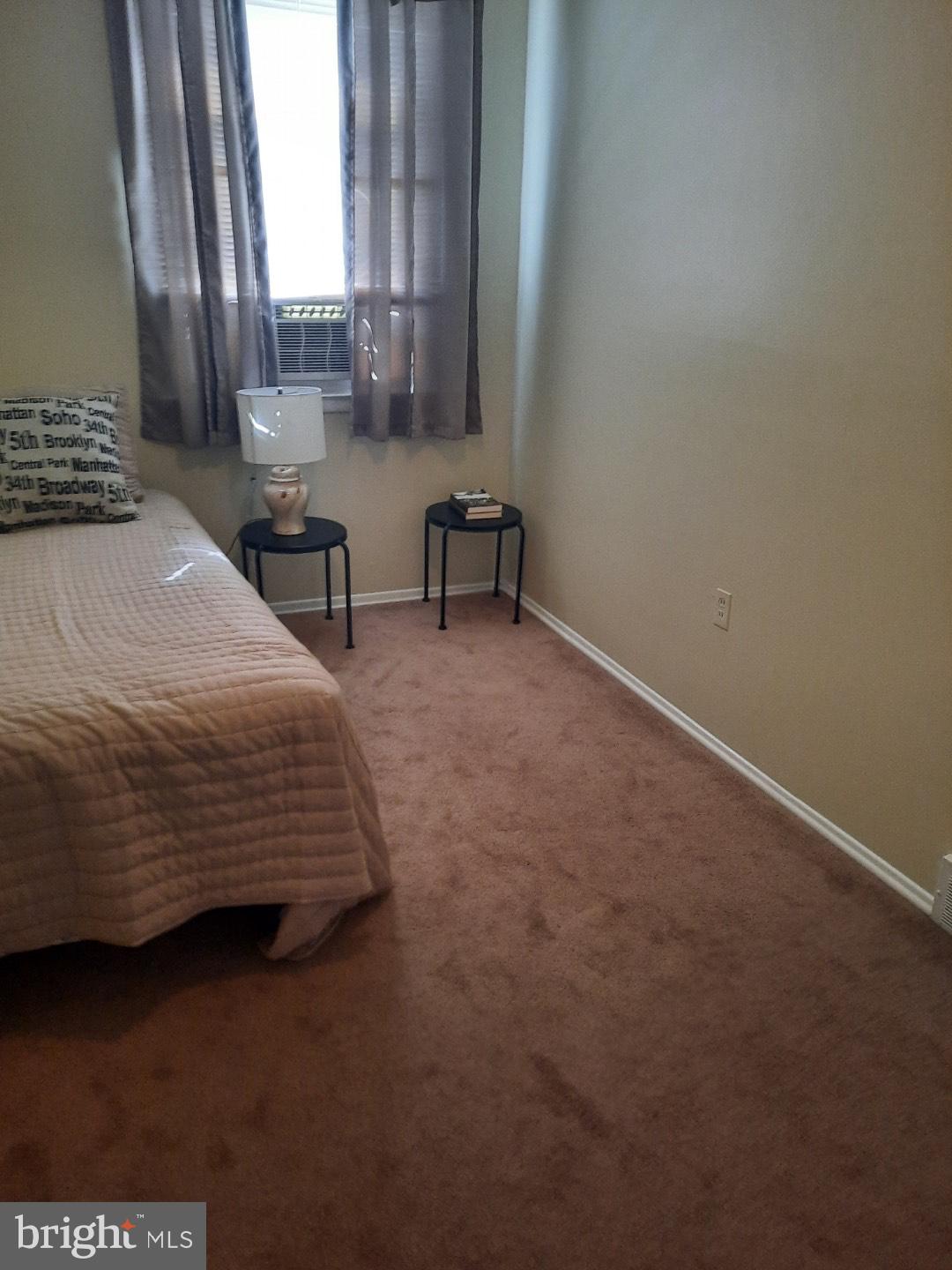 FERN ROCK - Residential