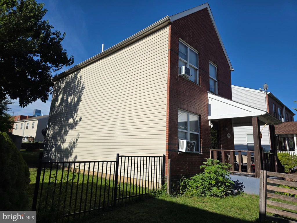 Photo of 1206 Parrish Street, PHILADELPHIA, PA 19123 (MLS # PAPH2531046)