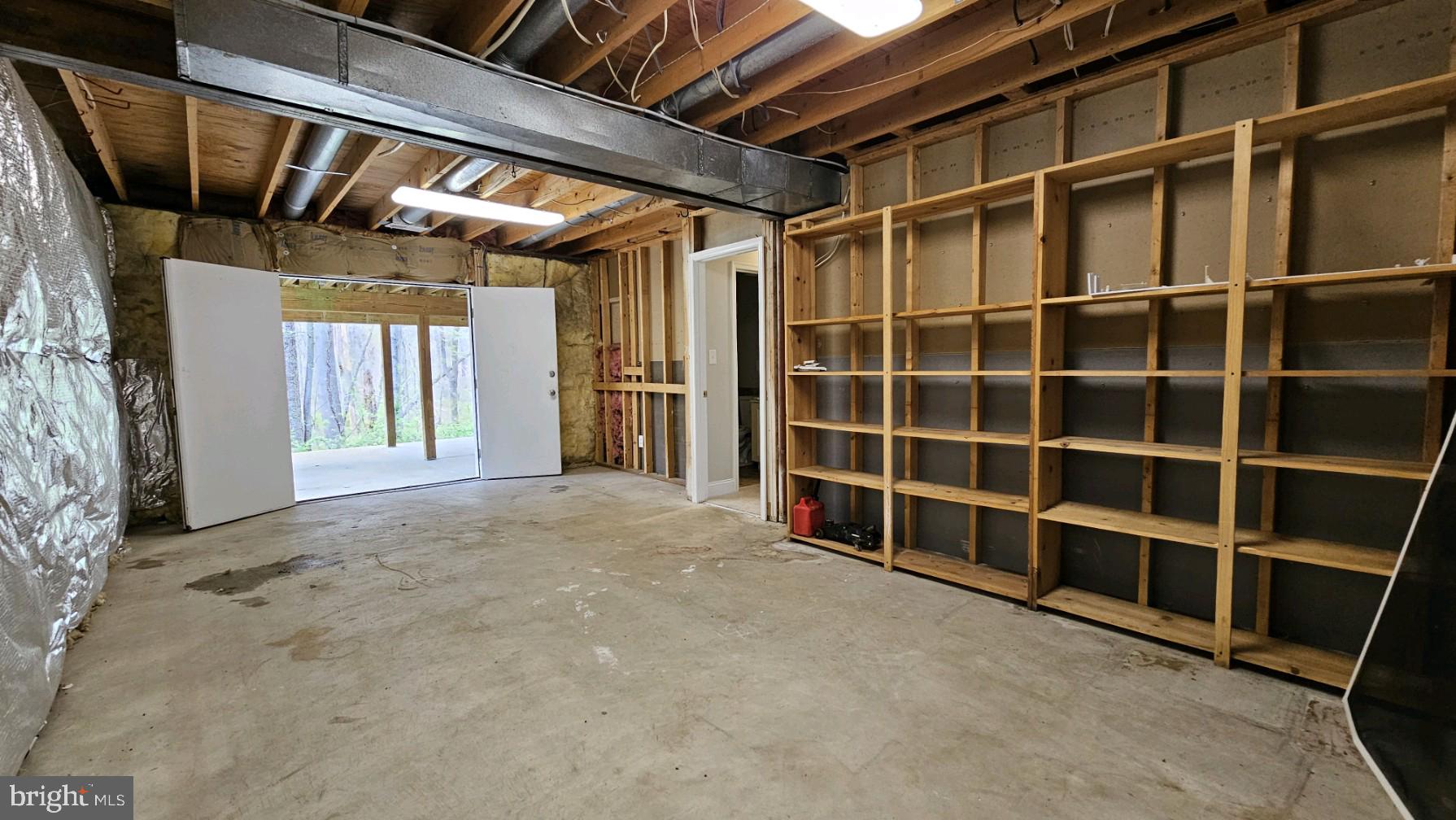 REGULARS - Residential