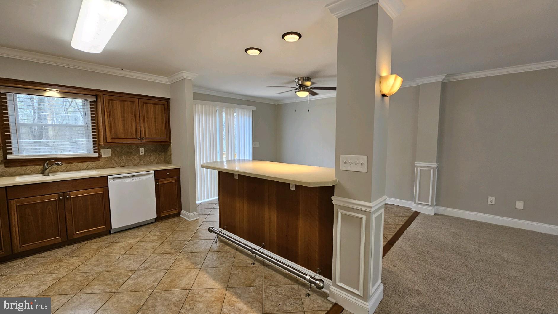 REGULARS - Residential