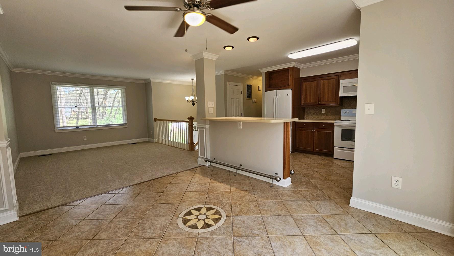 REGULARS - Residential