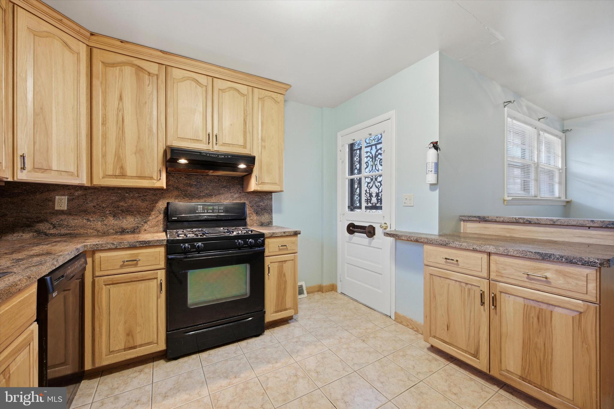 THORNBURY - Residential