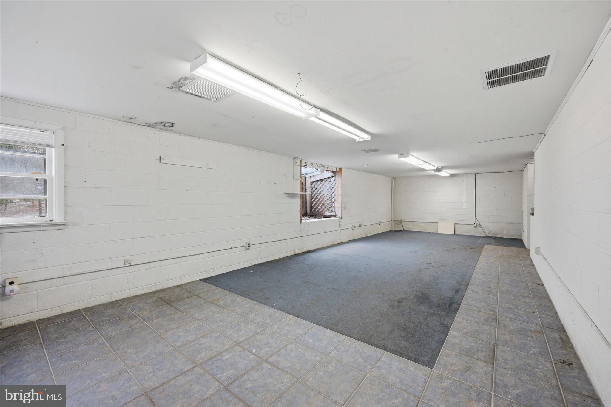 THORNBURY - Residential