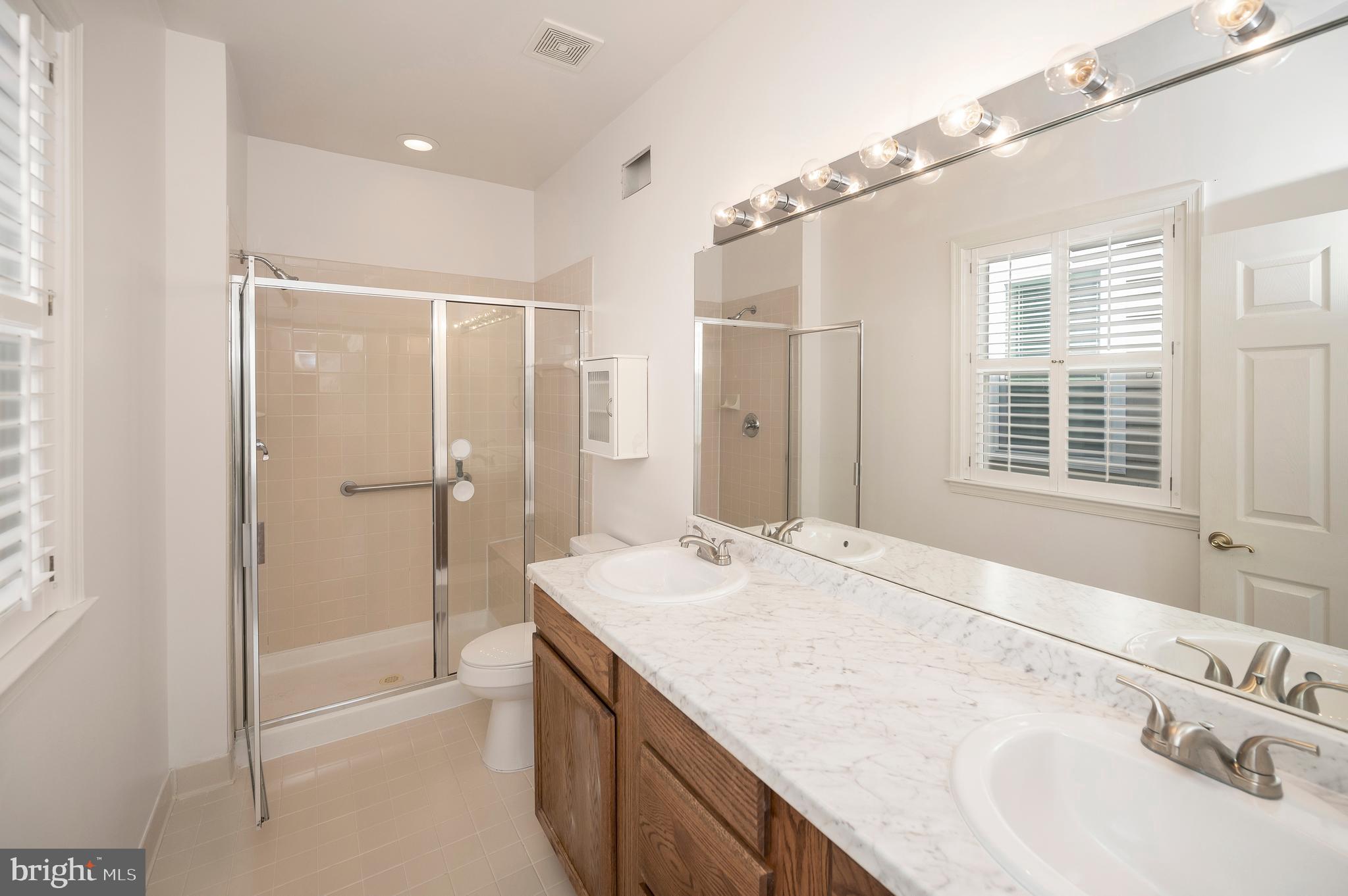 FALLS RUN - Residential