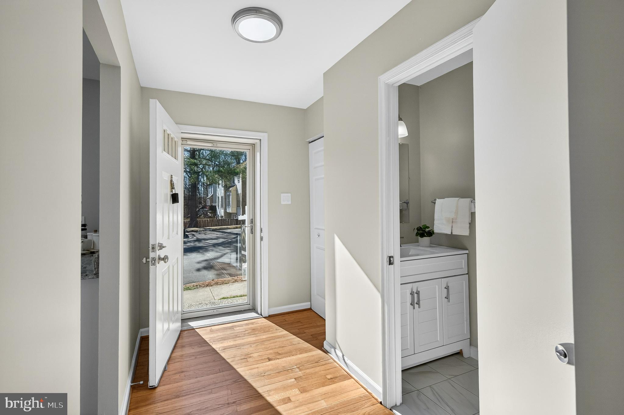 5635 SUTHERLAND COURT