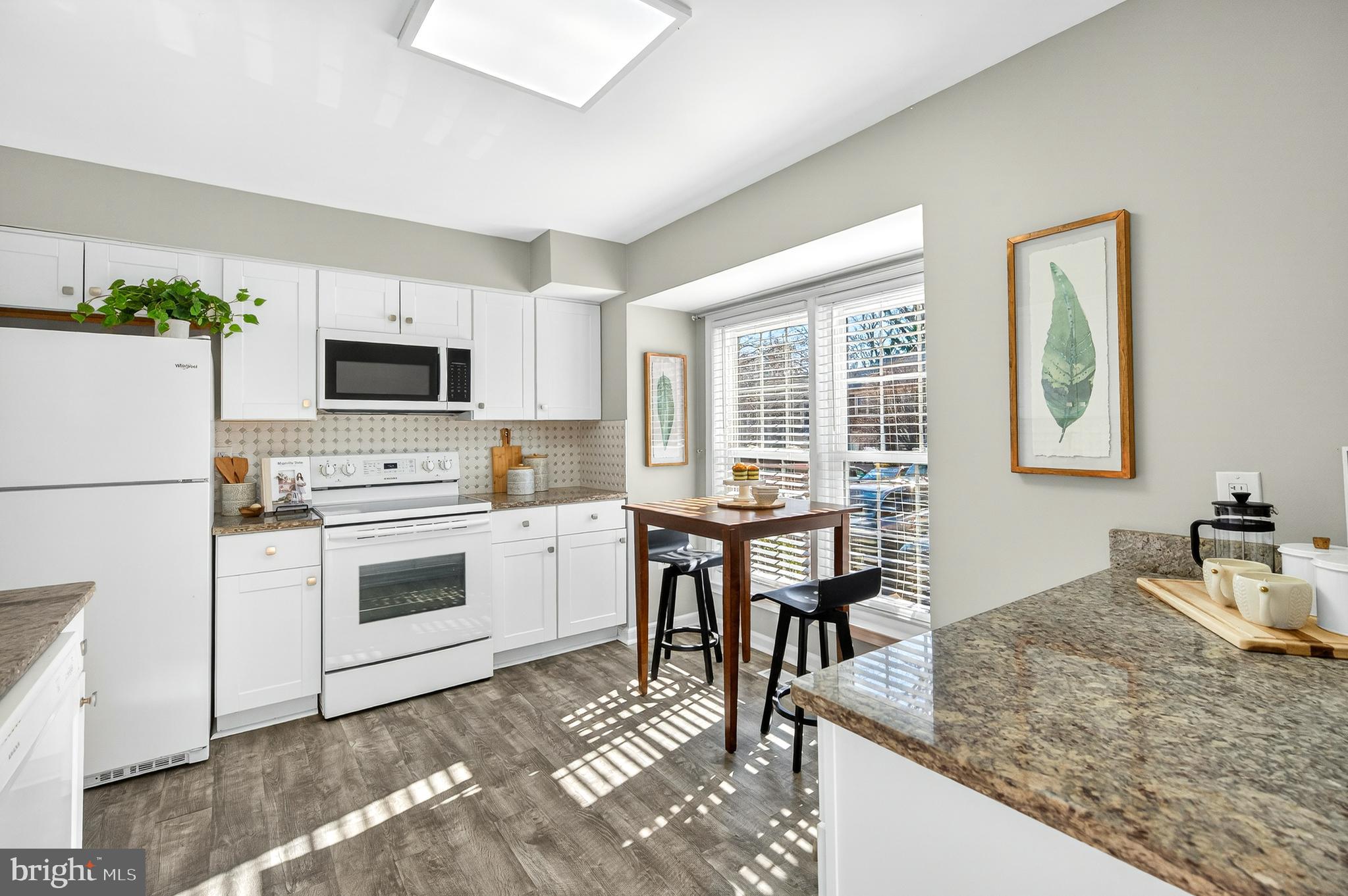 CROWNLEIGH - Residential